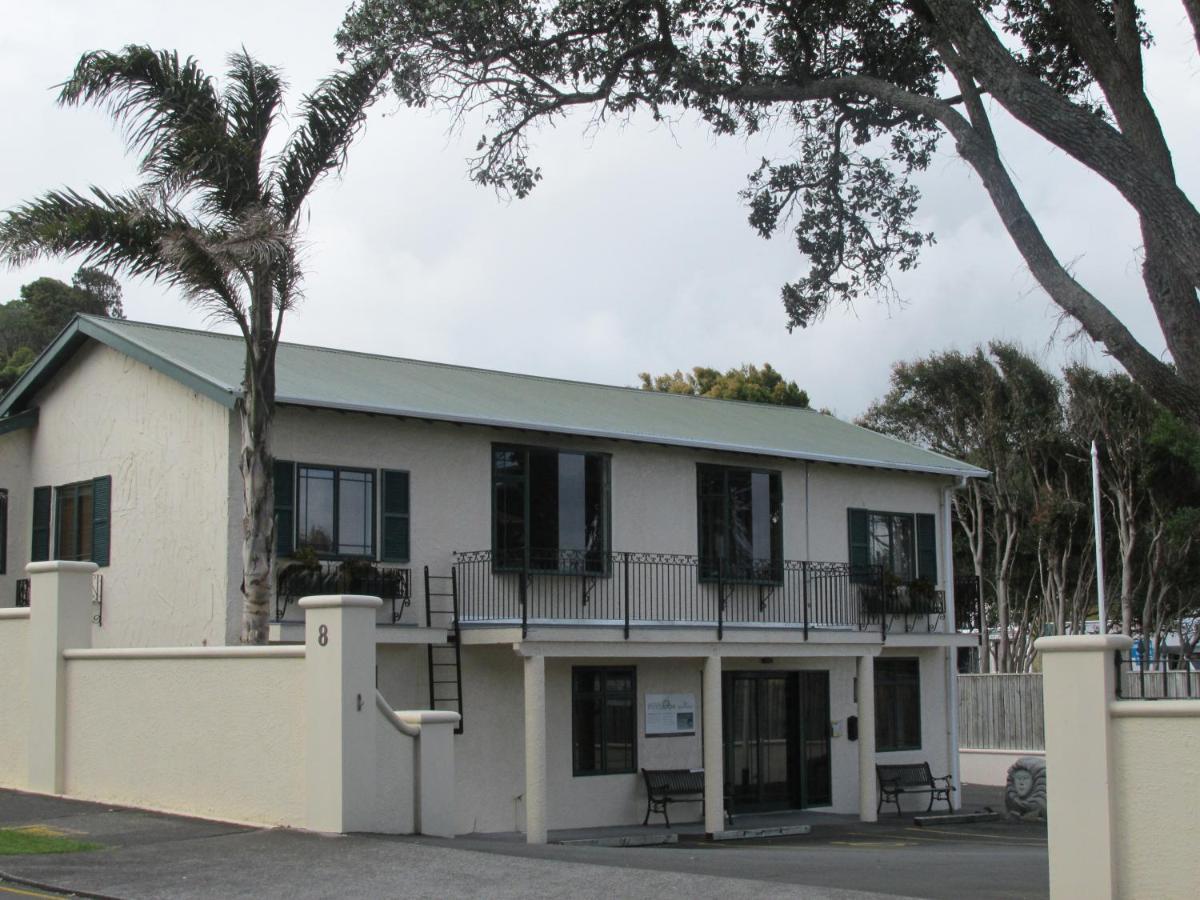 Tarawhata Thermal Apartment 新普利茅斯 外观 照片